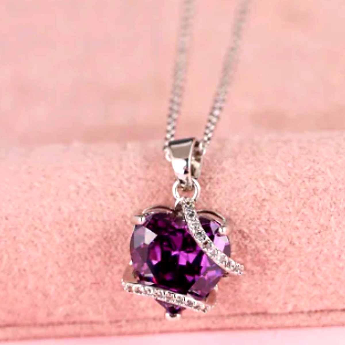 Enchanted Purple Heart Necklace – 18k Gold-Plated + FREE UK Delivery