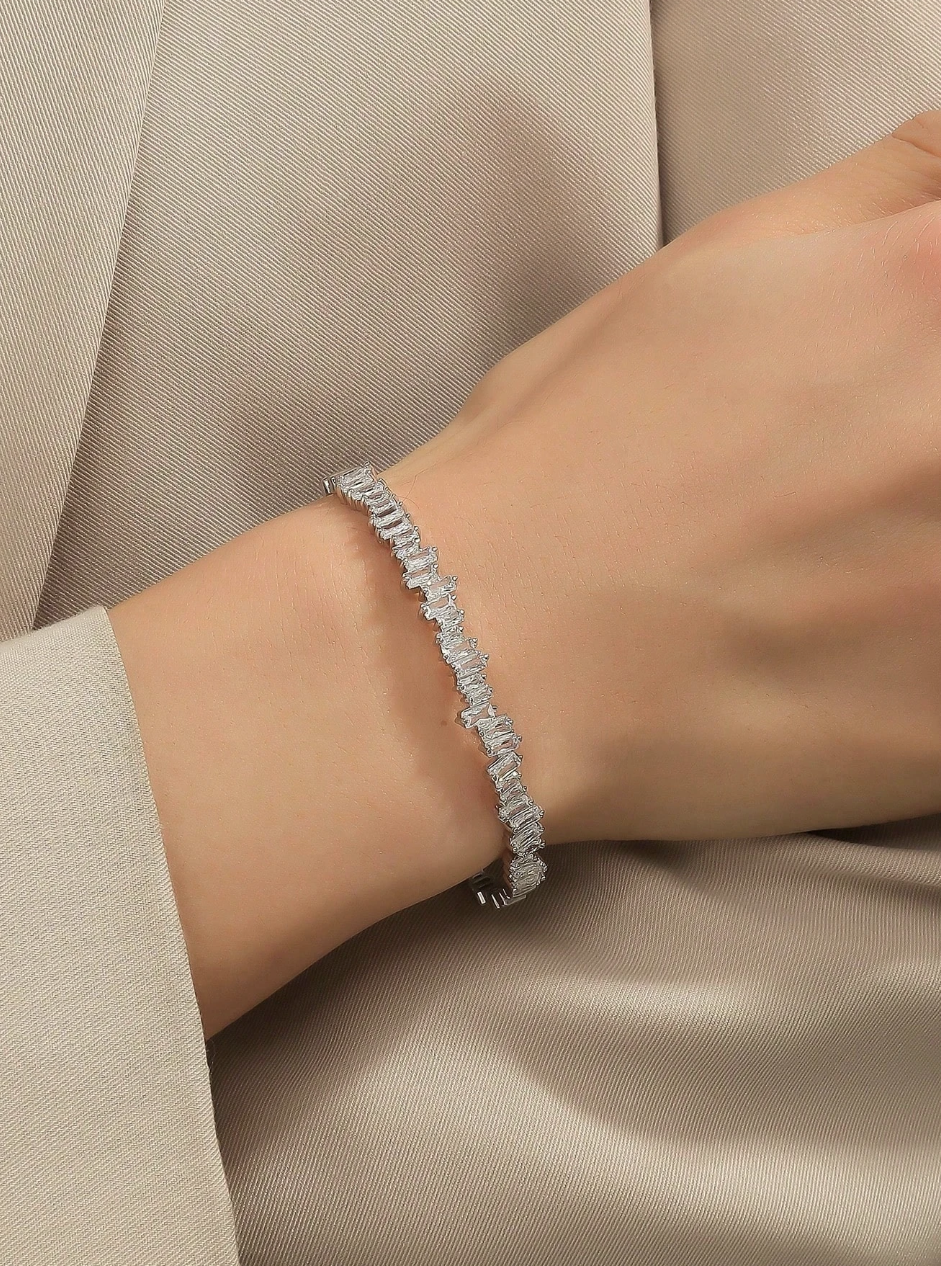 [NEW] Classic Swarovski™ Bangle – Cubic Zirconia – 18k Gold-Plated + FREE UK Delivery