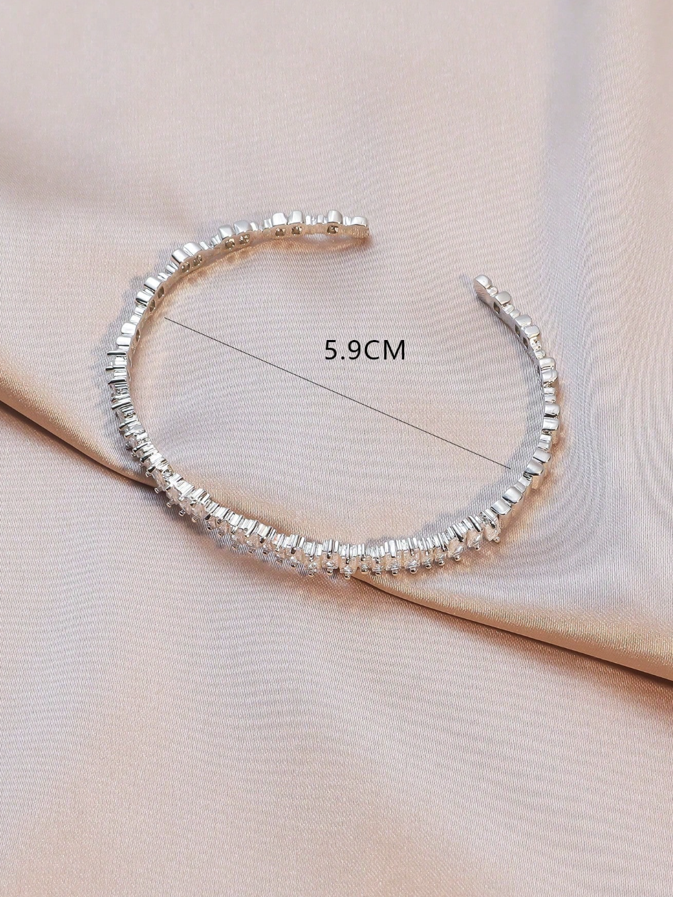[NEW] Classic Swarovski™ Bangle – Cubic Zirconia – 18k Gold-Plated + FREE UK Delivery