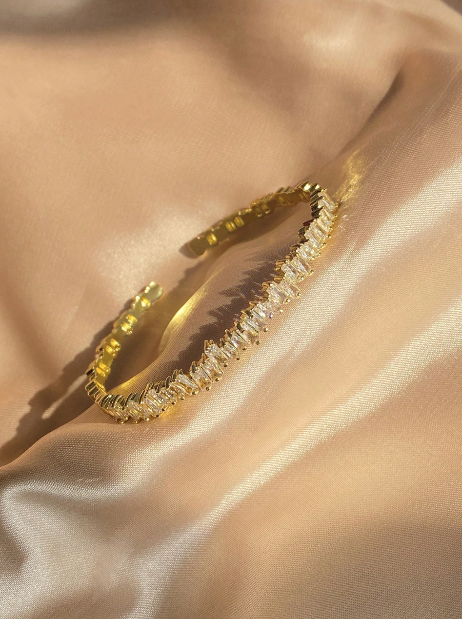 [NEW] Classic Swarovski™ Bangle – Cubic Zirconia – 18k Gold-Plated + FREE UK Delivery