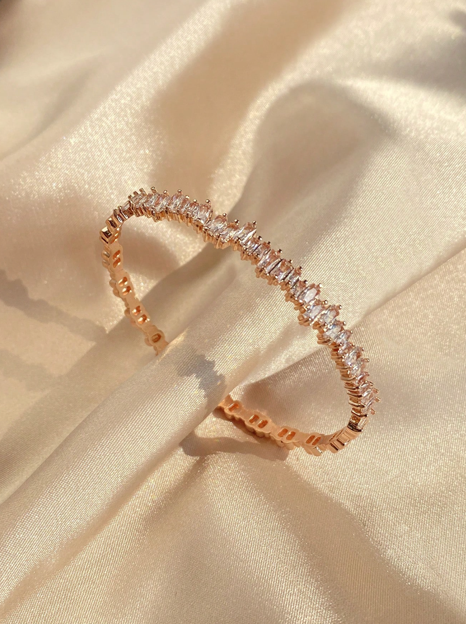 [NEW] Classic Swarovski™ Bangle – Cubic Zirconia – 18k Gold-Plated + FREE UK Delivery