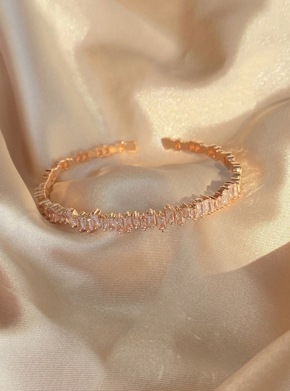 [NEW] Classic Swarovski™ Bangle – Cubic Zirconia – 18k Gold-Plated + FREE UK Delivery