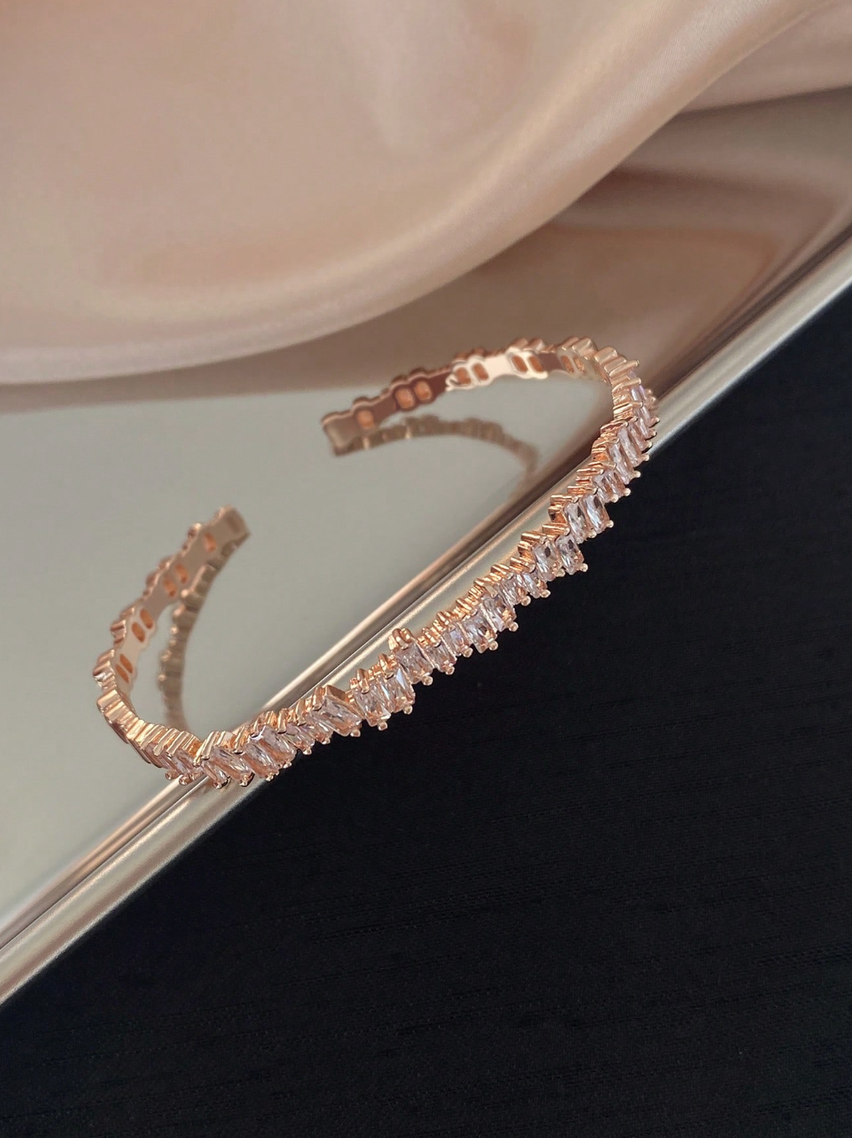 [NEW] Classic Swarovski™ Bangle – Cubic Zirconia – 18k Gold-Plated + FREE UK Delivery