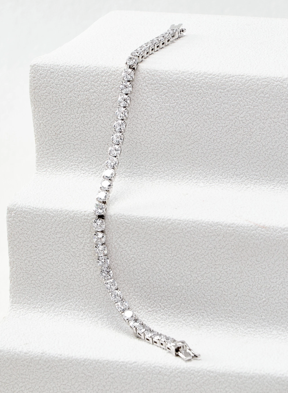[NEW] Bridge Swarovski™ Bangle – Cubic Zirconia – 18k Gold-Plated + FREE UK Delivery