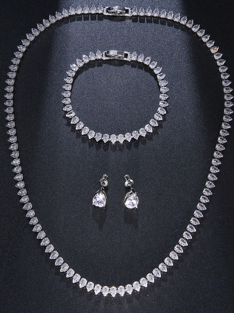 [NEW] Crystal Royale Swarovski™ 4-Piece Jewellery Set – 18k Gold-Plated + FREE UK Delivery